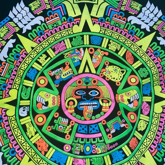 Medium size - Picture 2 of 4